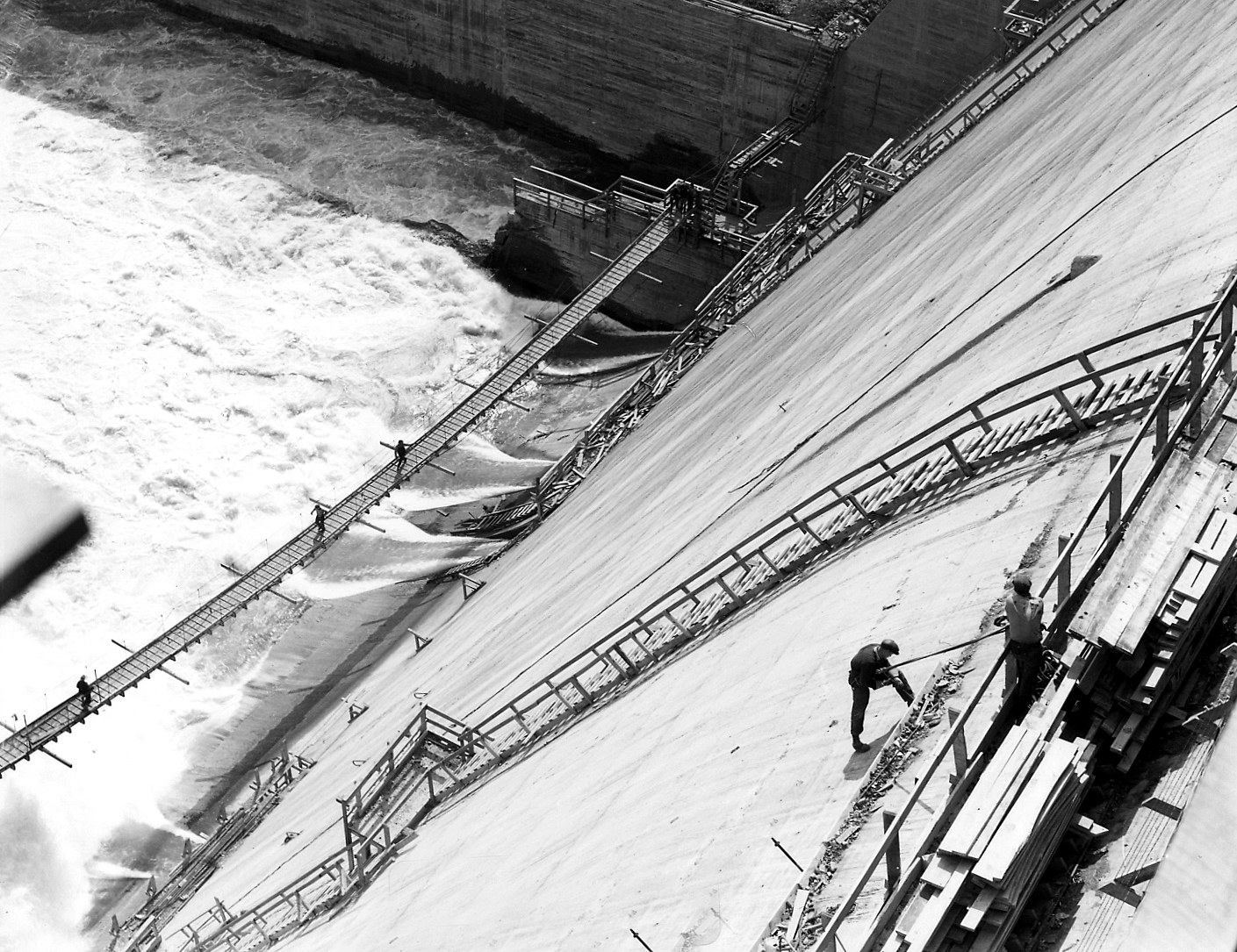 Norris Dam under construction, 1936