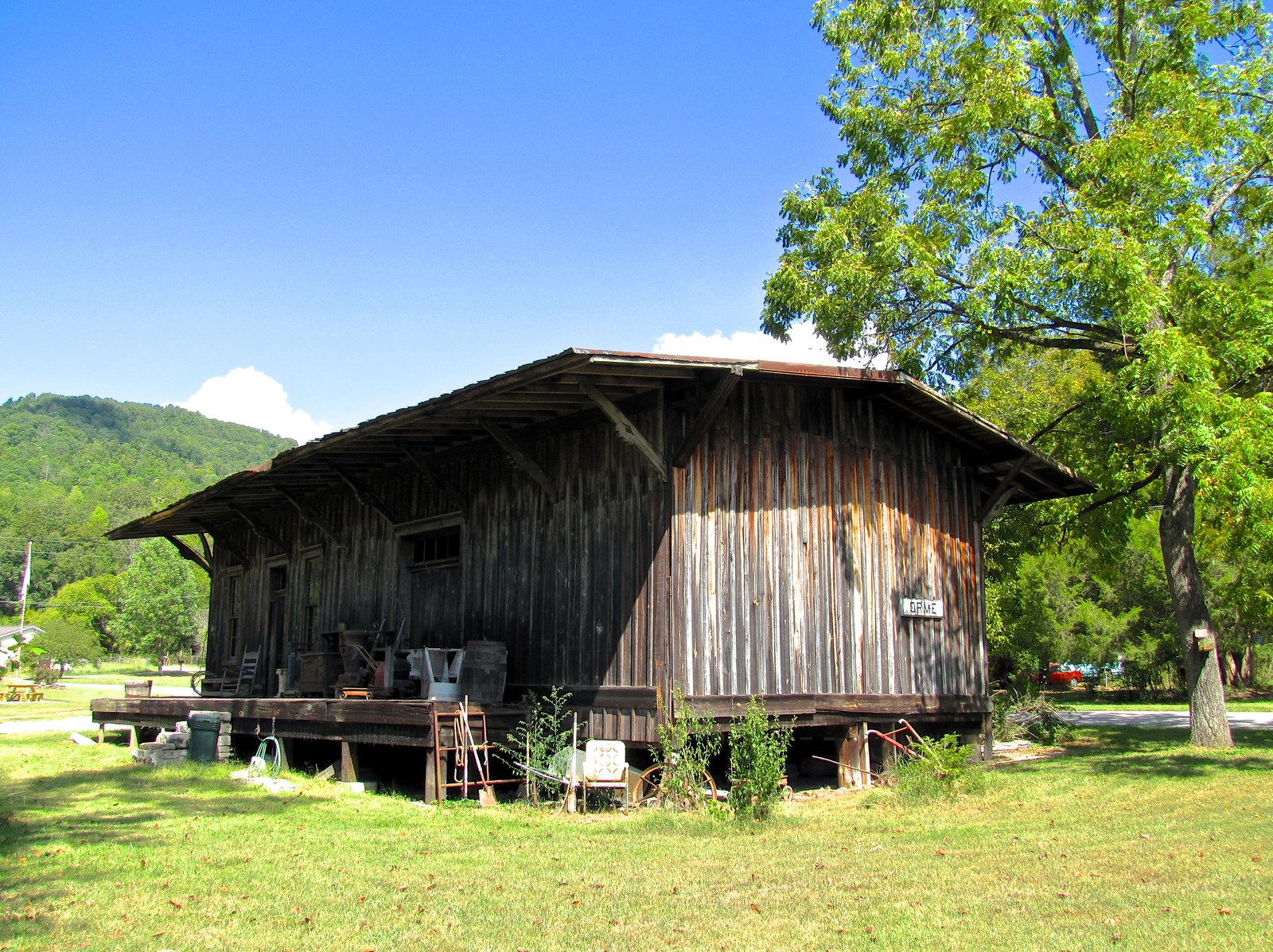 Historic railroad depot in Orme